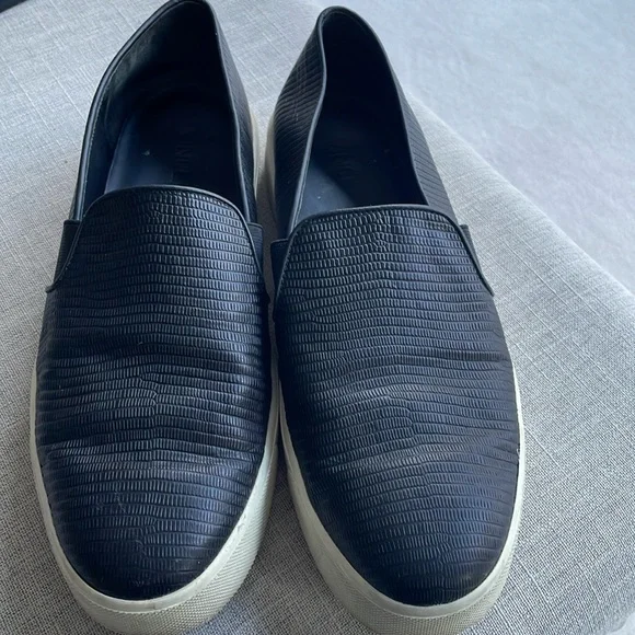 Vince | Shoes | Vince Black Leather Embossed Slip On 
